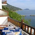 Aparthotel Selenunda Loutraki (Skopelos)