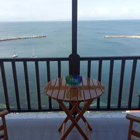 Selenunda 4* לוטראקי