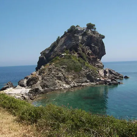 Selenunda Loutraki (Skopelos)