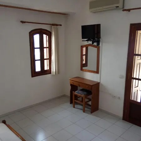 Selenunda מלון דירות