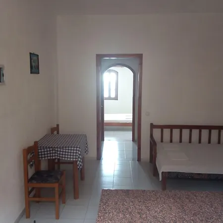 מלון דירות Selenunda 4*